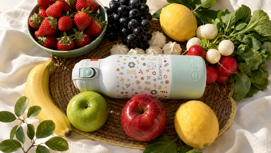 Warm & Go Everbloom entouré de fruits et légumes frais